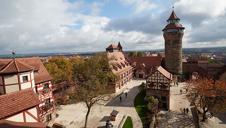 Picture: Imperial Castle, Outer Courtyard; Phto: Bayerische Schlösserverwaltung / Maria Scherf