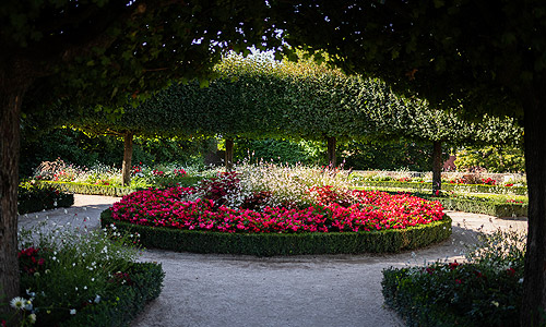 Picture: Castle Gardens