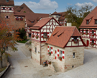 Link zum Puzzle "Brunnenhaus und Badehaus"